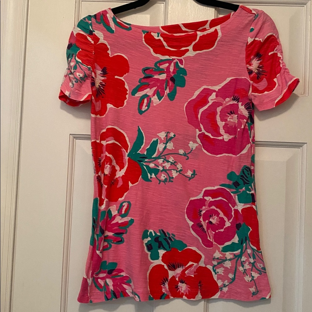 Lilly Pulitzer Vibrant Pink and Green Cotton Tee